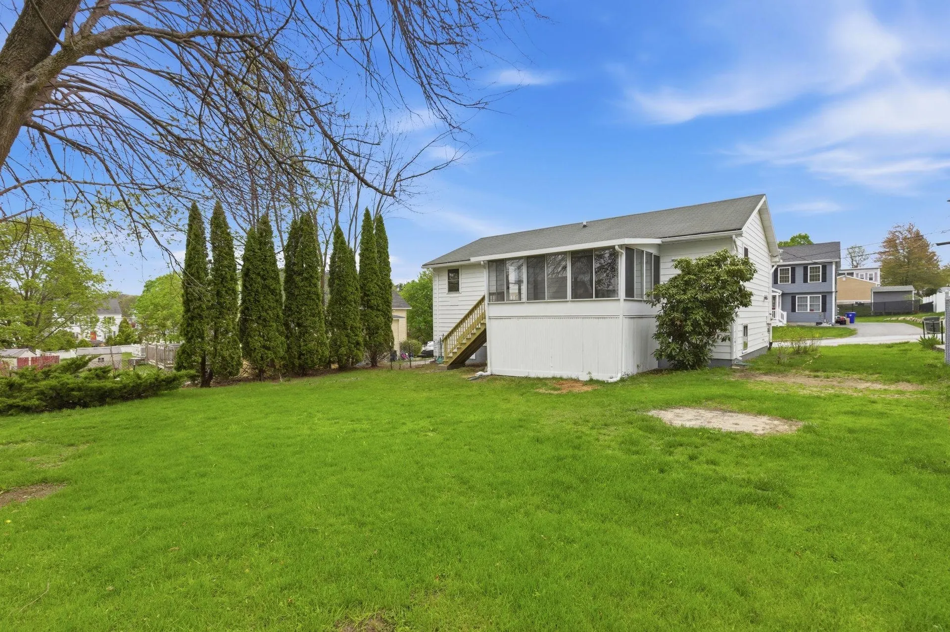60 Rosedale Avenue Manchester NH 03103