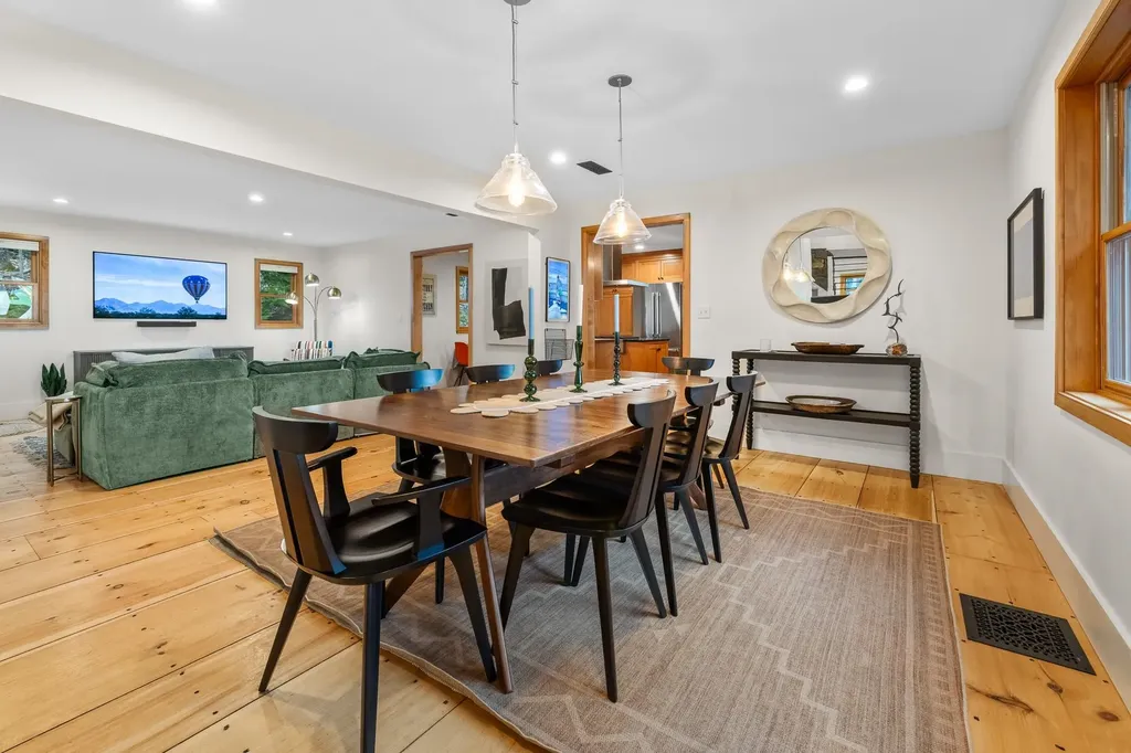 1693 Five Corners Road Thetford VT 05074