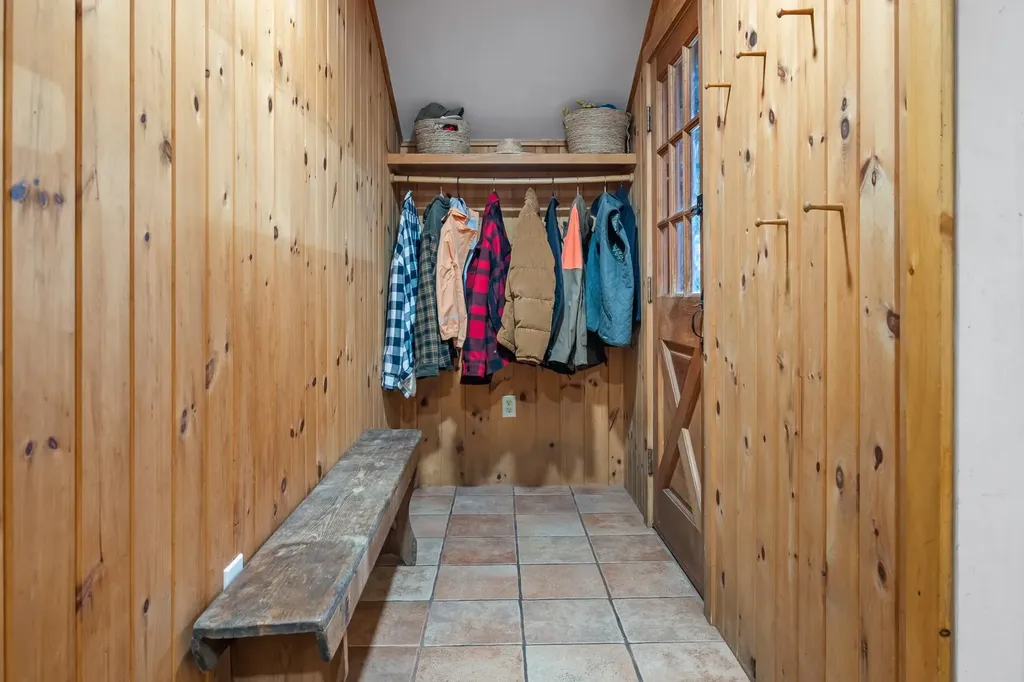 1693 Five Corners Road Thetford VT 05074