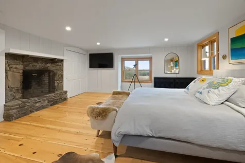 1693 Five Corners Road Thetford VT 05074