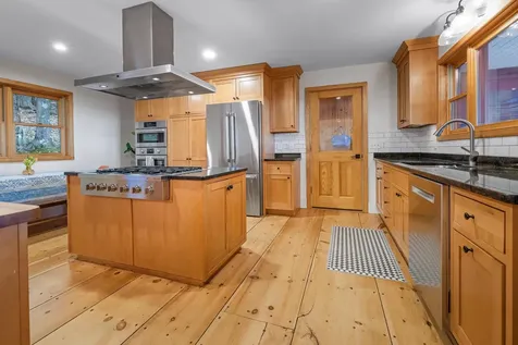 1693 Five Corners Road Thetford VT 05074