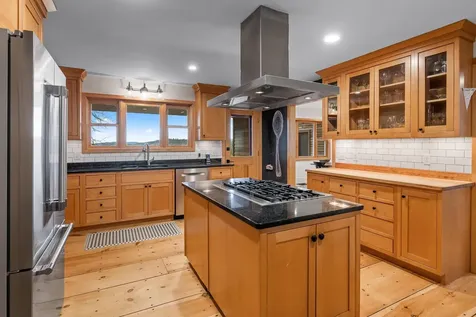 1693 Five Corners Road Thetford VT 05074