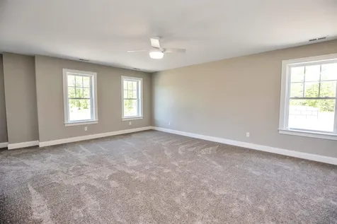 17 Eagle Perch Drive Boscawen NH 03303