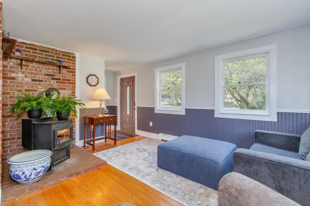 71 Baptist Road Canterbury NH 03224