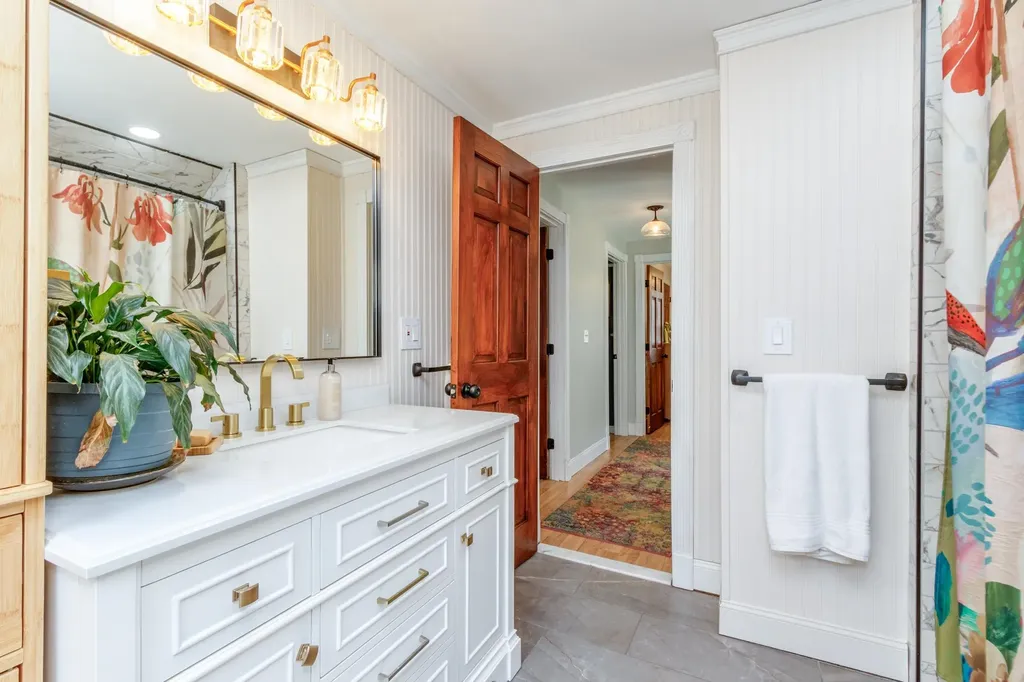 71 Baptist Road Canterbury NH 03224