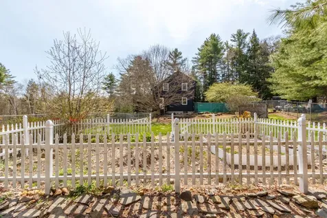 71 Baptist Road Canterbury NH 03224
