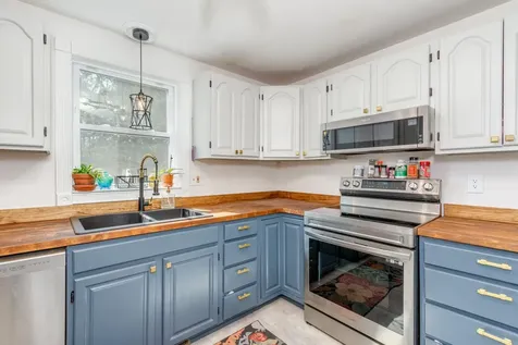 71 Baptist Road Canterbury NH 03224
