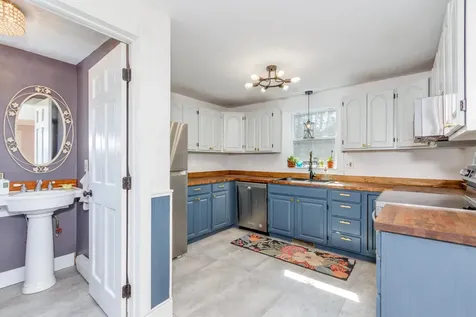 71 Baptist Road Canterbury NH 03224