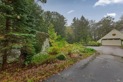 27 Boulder Drive Dublin NH 03444