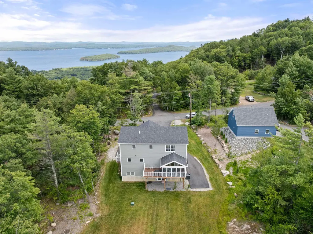 216 Mountain Drive Gilford NH 03249