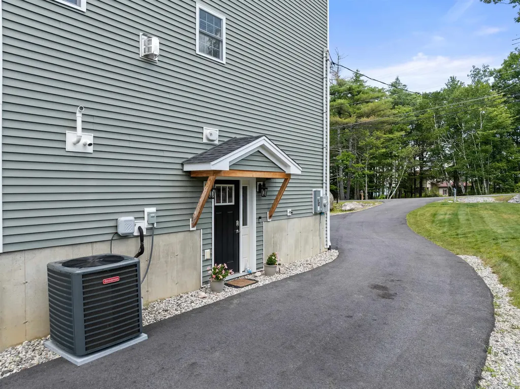 216 Mountain Drive Gilford NH 03249