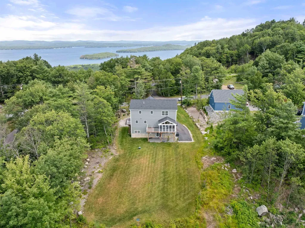 216 Mountain Drive Gilford NH 03249