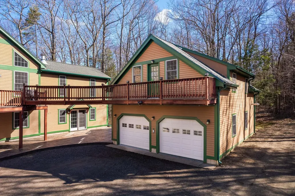 6 Snowdin Ridge York ME 03909