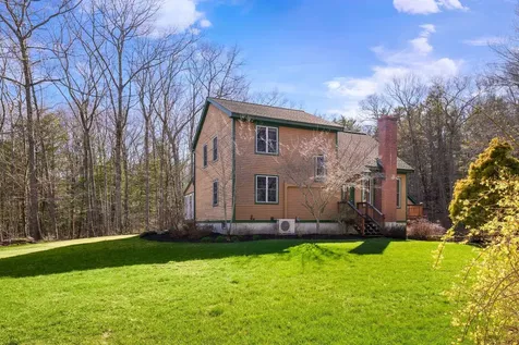 6 Snowdin Ridge York ME 03909
