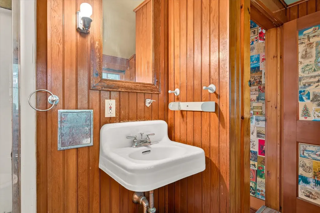 298 Furnace Street Poultney VT 05764