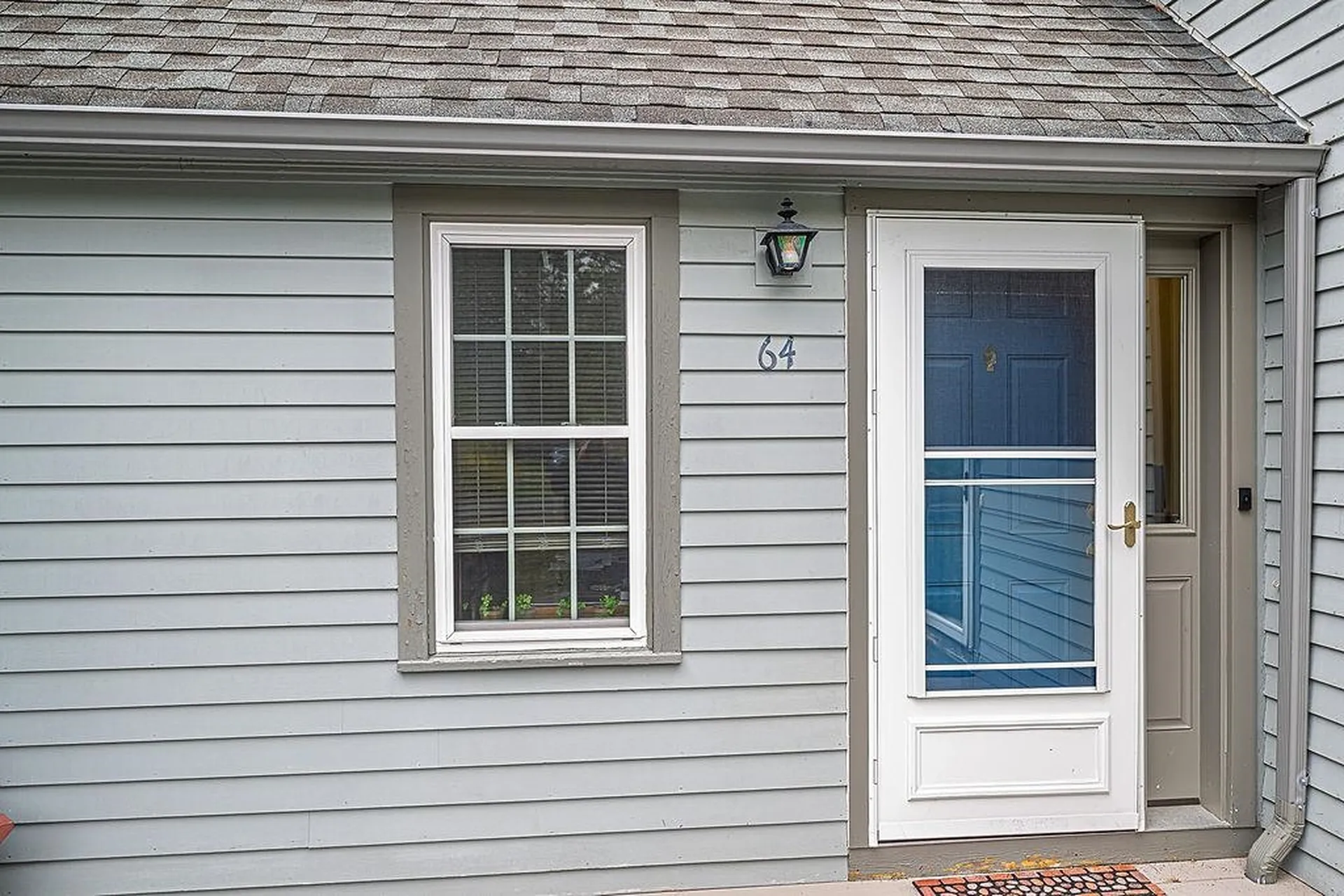 64 Glengarry Drive Stratham NH 03885