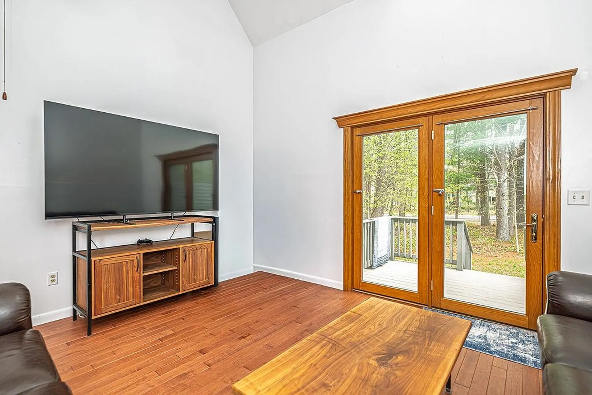 64 Glengarry Drive Stratham NH 03885