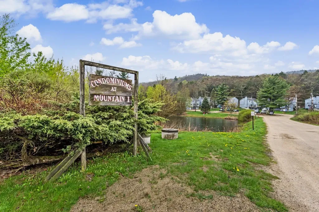 31 Eastside Lane Francestown NH 03043