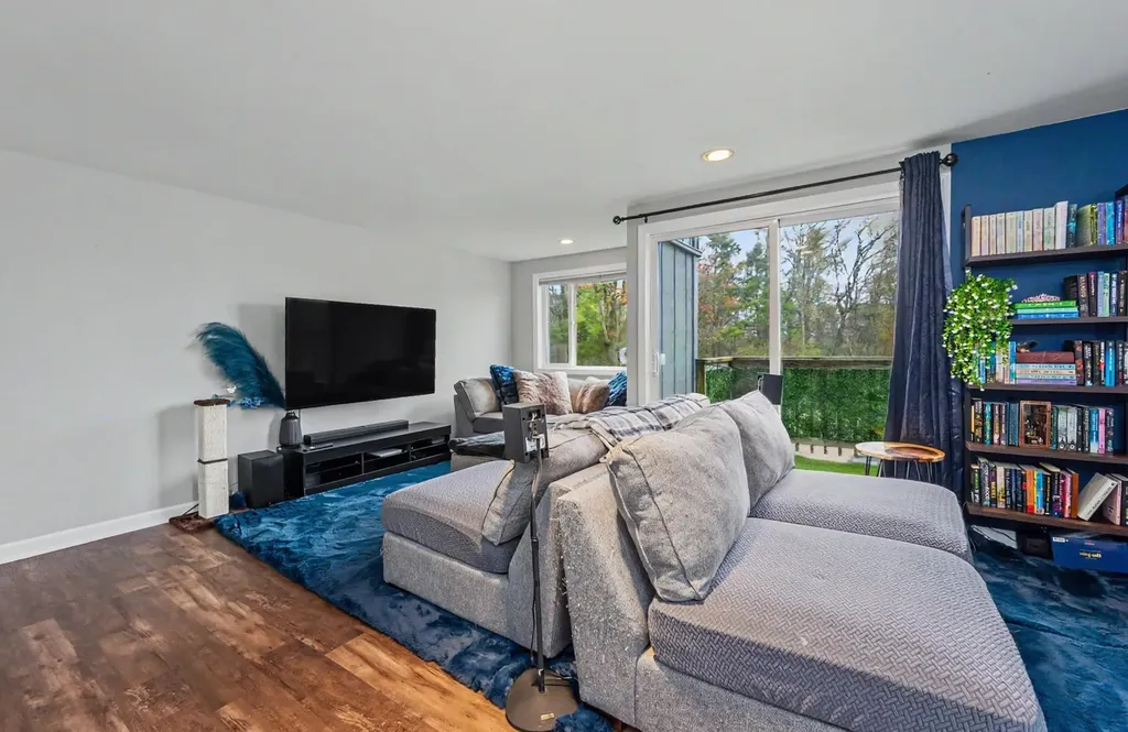 31 Eastside Lane Francestown NH 03043