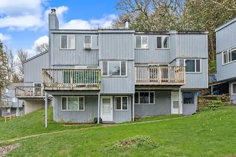 31 Eastside Lane Francestown NH 03043
