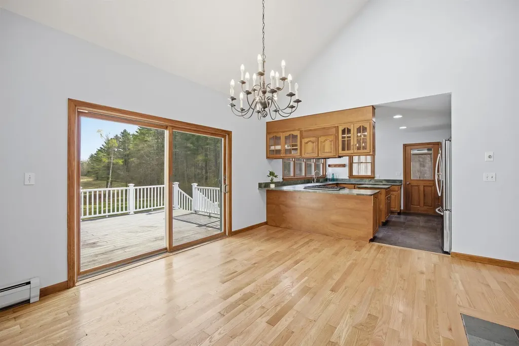228 Leonard Road Sharon VT 05065