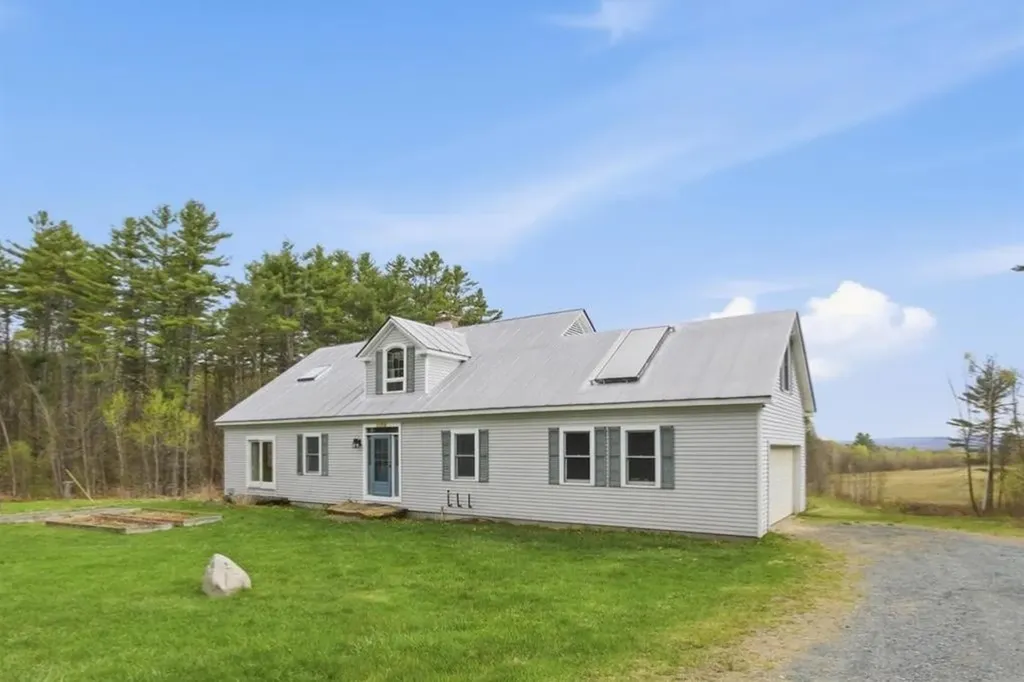 228 Leonard Road Sharon VT 05065