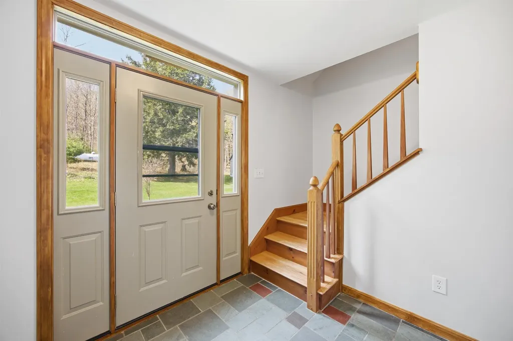 228 Leonard Road Sharon VT 05065