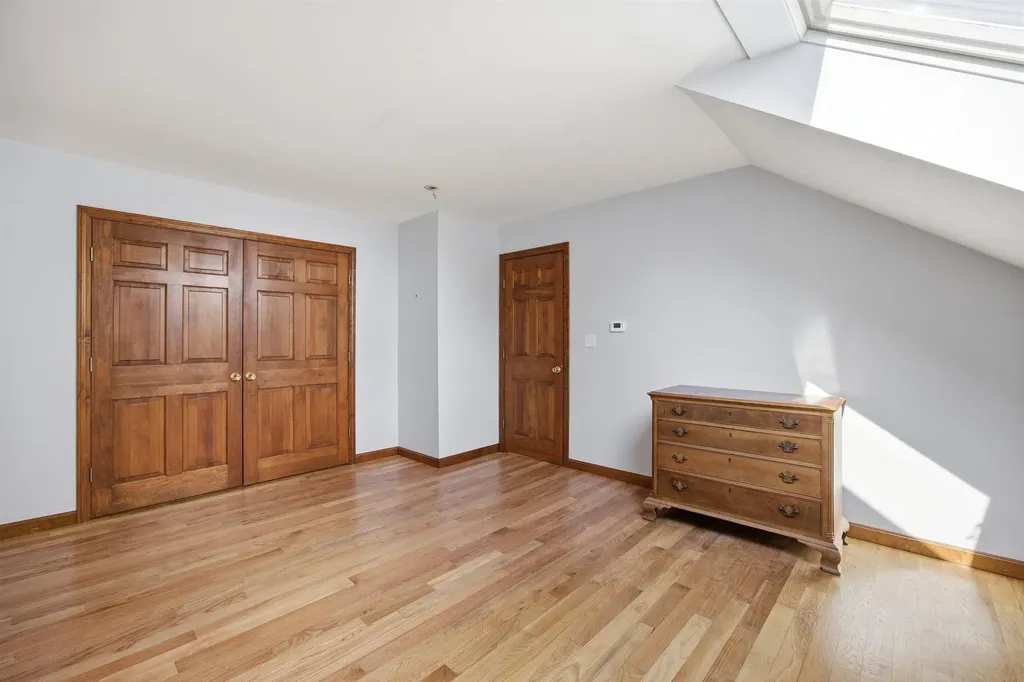 228 Leonard Road Sharon VT 05065