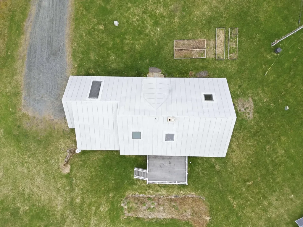 228 Leonard Road Sharon VT 05065