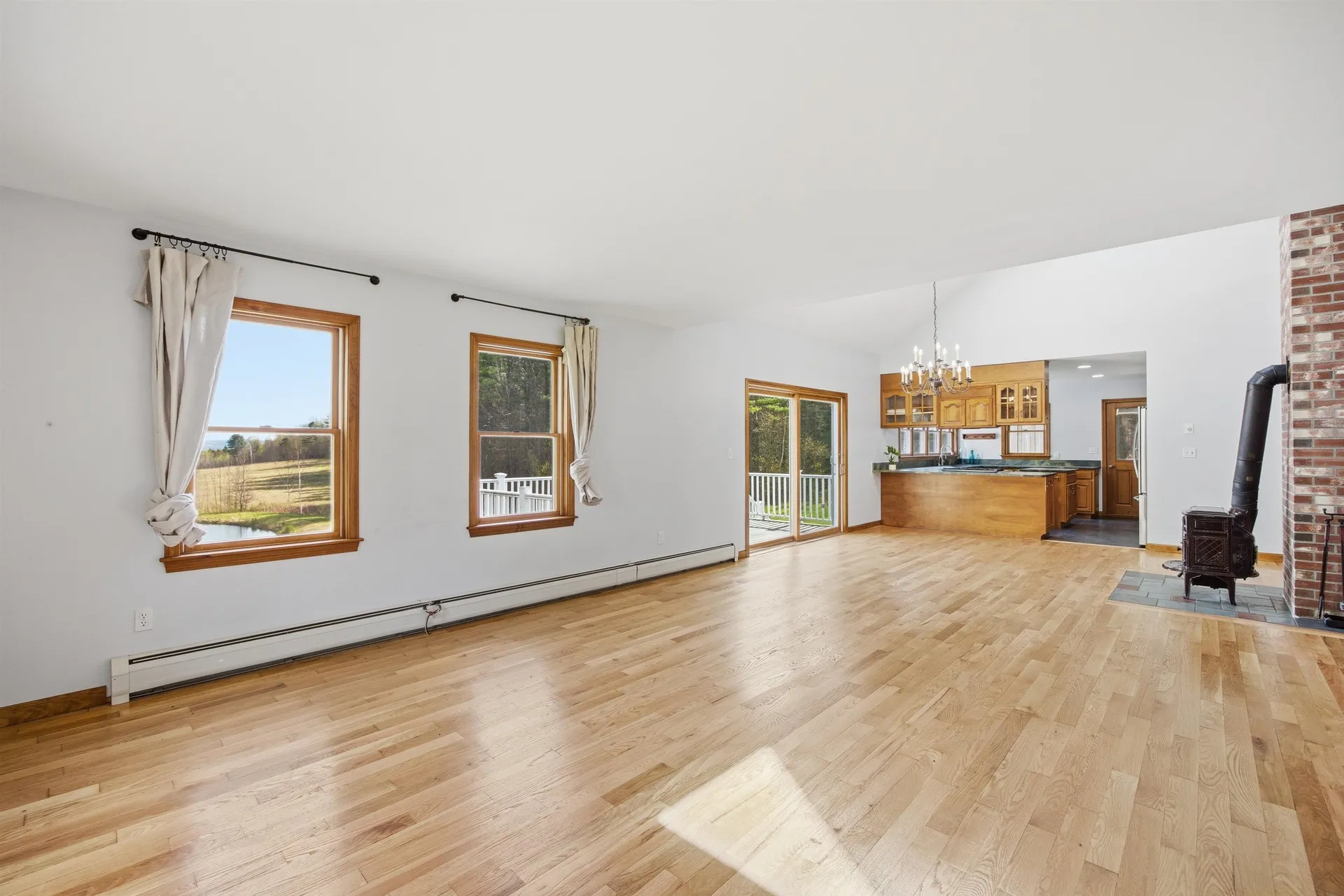 228 Leonard Road Sharon VT 05065