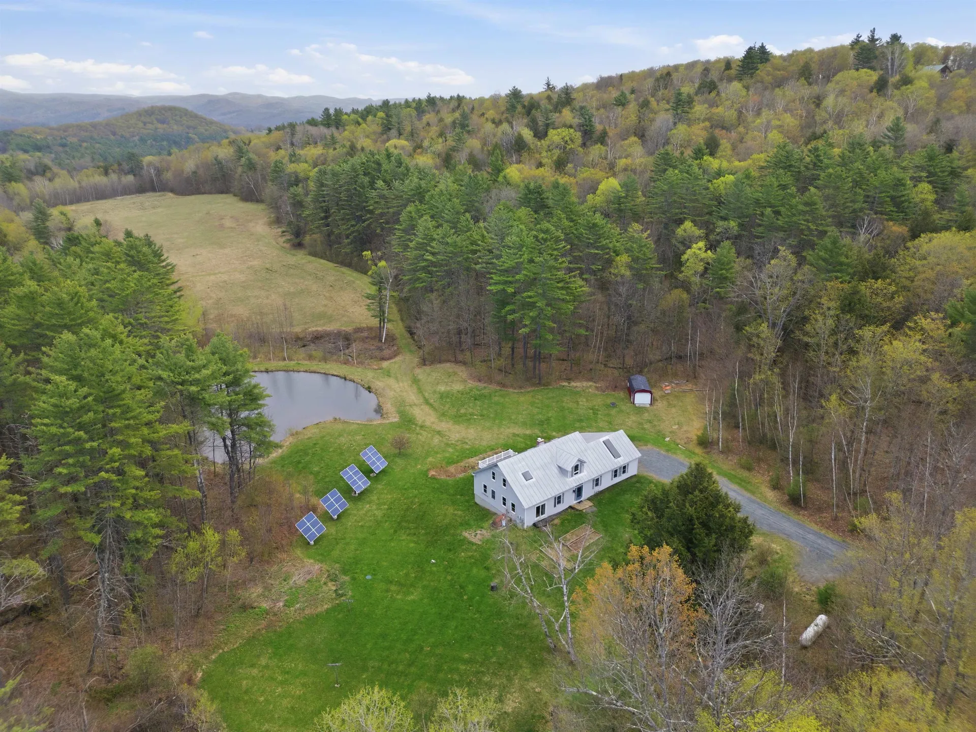 228 Leonard Road Sharon VT 05065