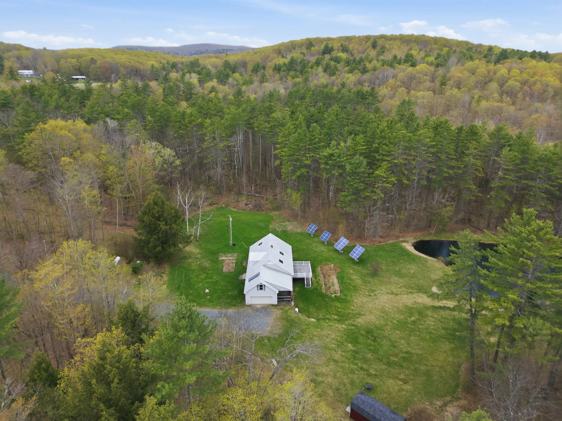 228 Leonard Road Sharon VT 05065