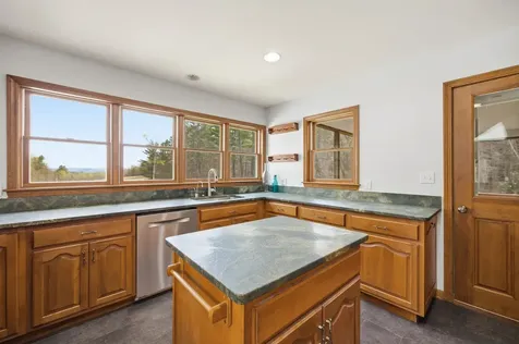 228 Leonard Road Sharon VT 05065