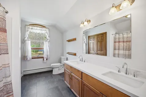 228 Leonard Road Sharon VT 05065