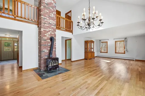 228 Leonard Road Sharon VT 05065