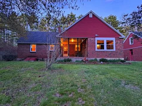 421 Pleasant Street Franklin NH 03235