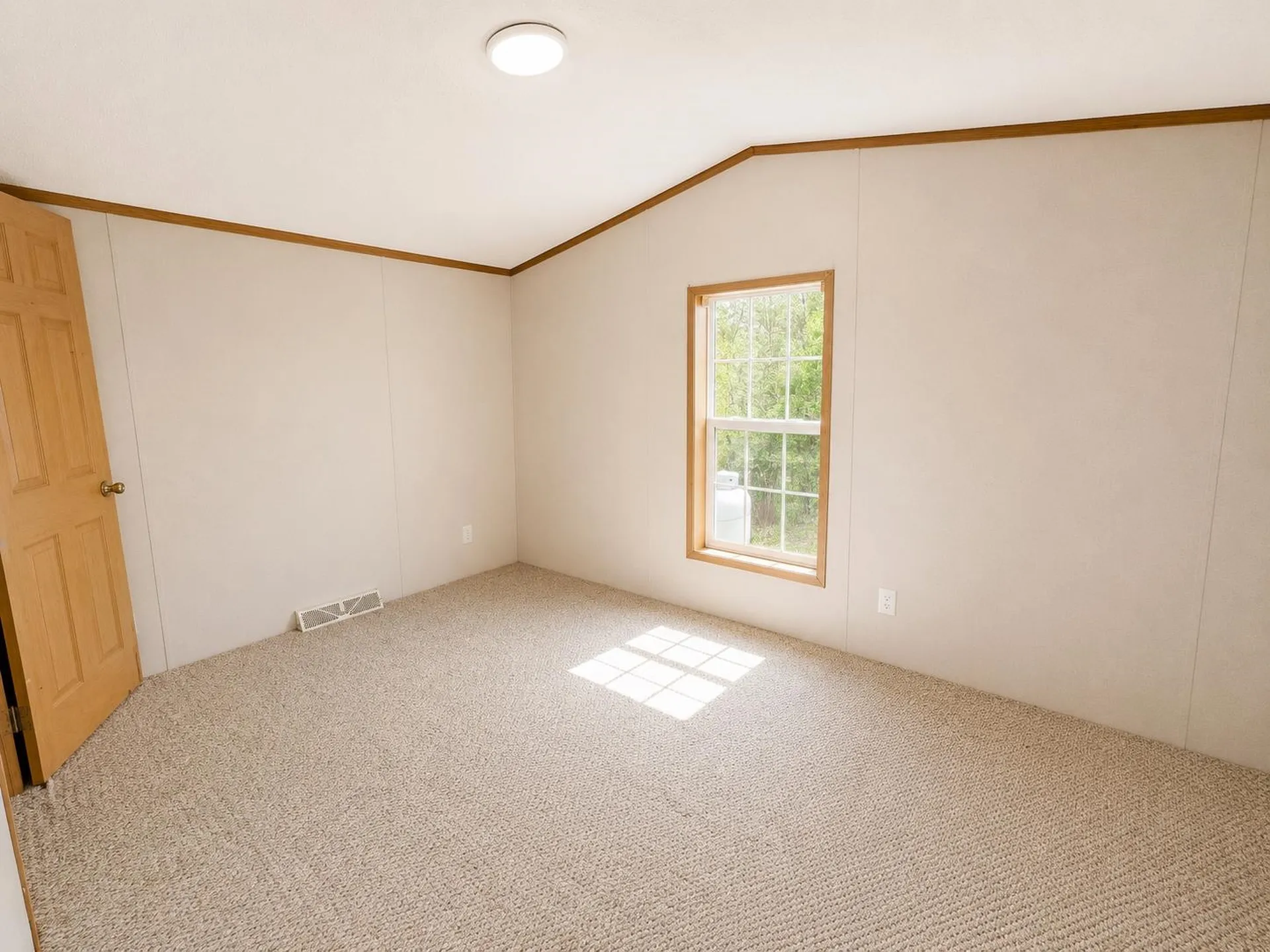 15 Lindbergh Avenue Barre City VT 05641