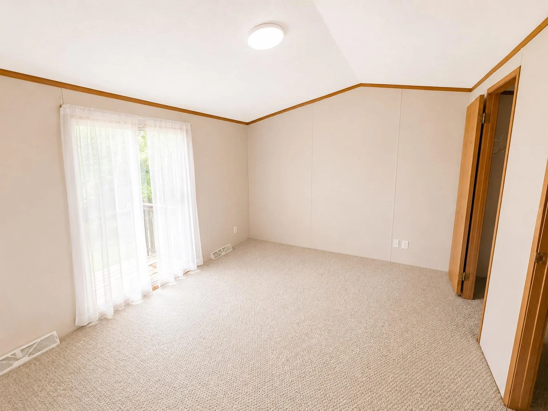 15 Lindbergh Avenue Barre City VT 05641