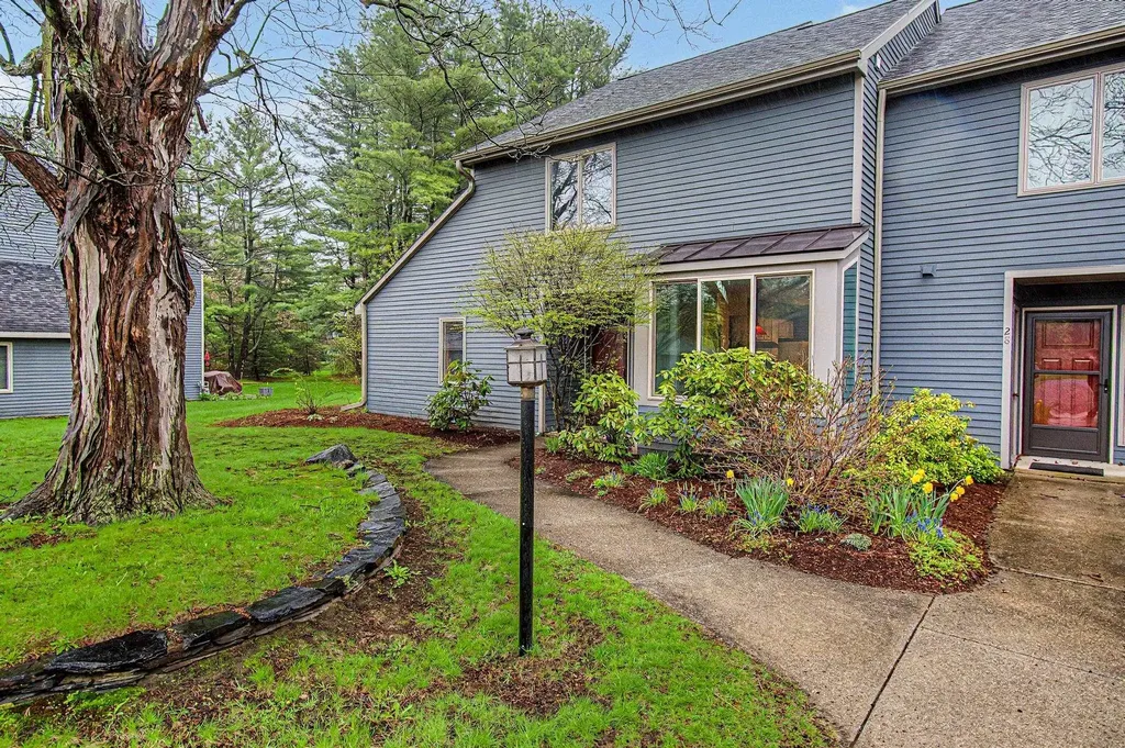 911 Dorset Street South Burlington VT 05403