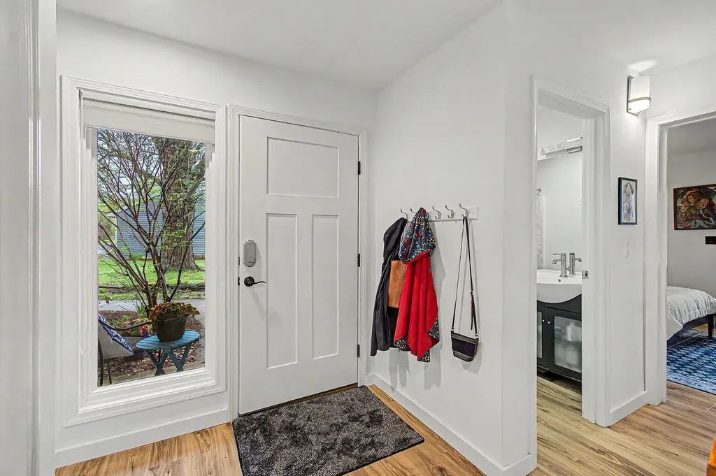 911 Dorset Street South Burlington VT 05403