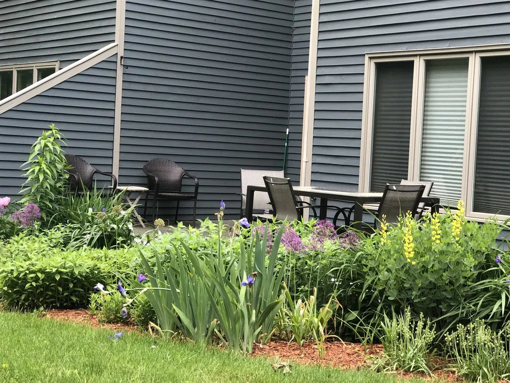 911 Dorset Street South Burlington VT 05403