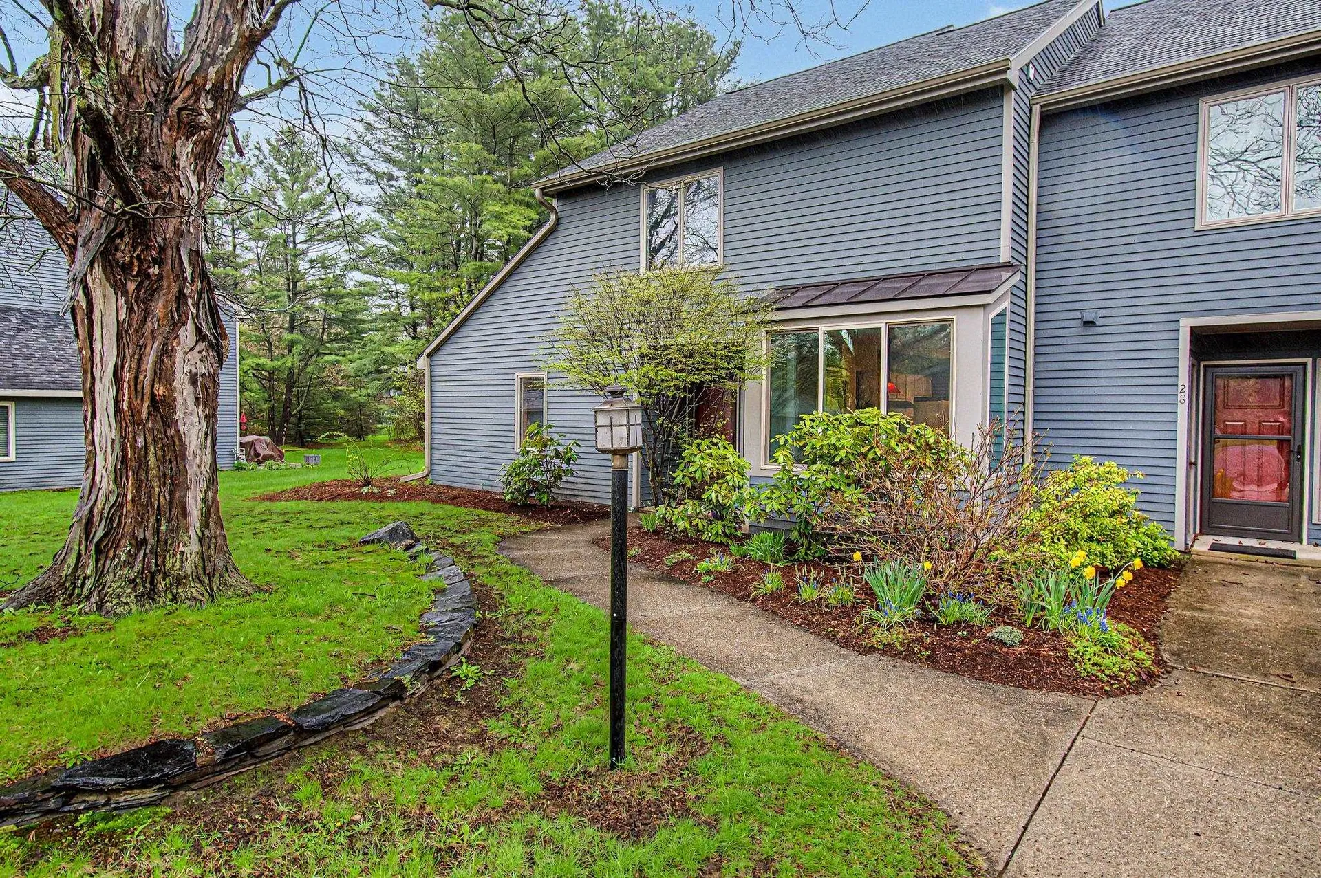 South Burlington VT, 911 Dorset Street, Unit 29