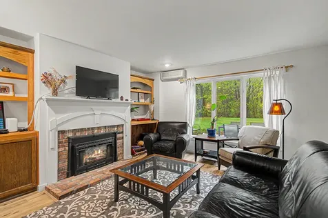 911 Dorset Street South Burlington VT 05403