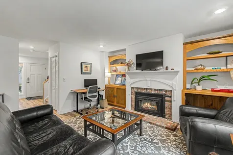 911 Dorset Street South Burlington VT 05403