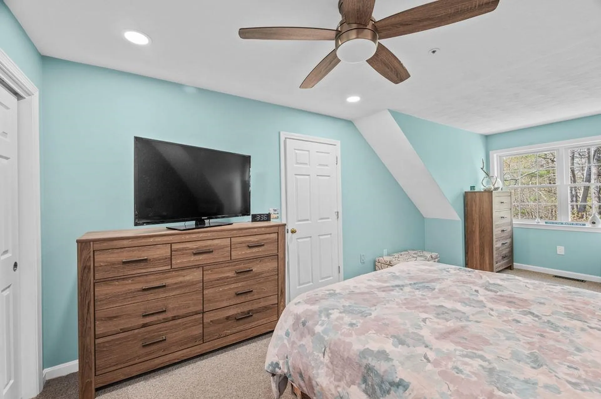 21 Villager Road Chester NH 03036