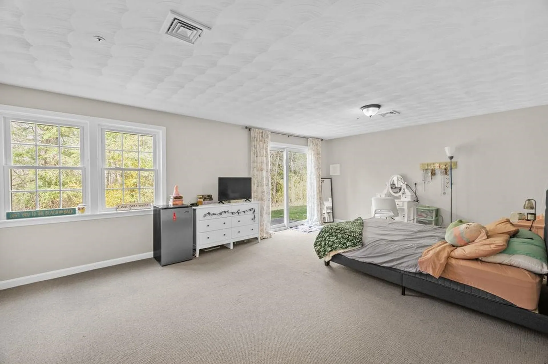 21 Villager Road Chester NH 03036