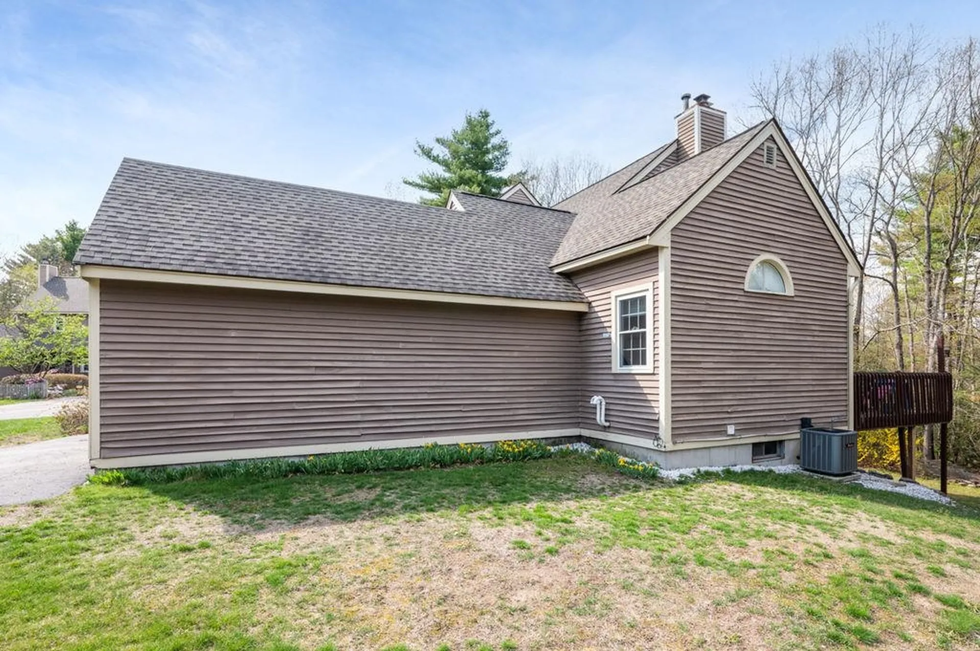 21 Villager Road Chester NH 03036