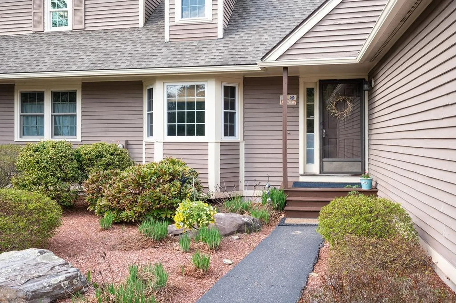 21 Villager Road Chester NH 03036