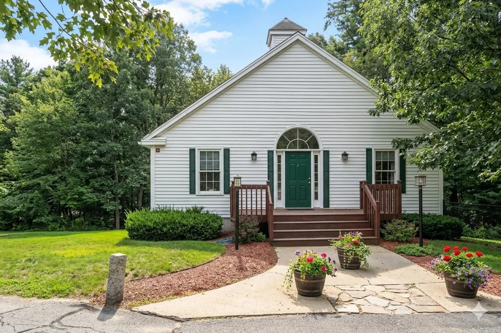 21 Villager Road Chester NH 03036