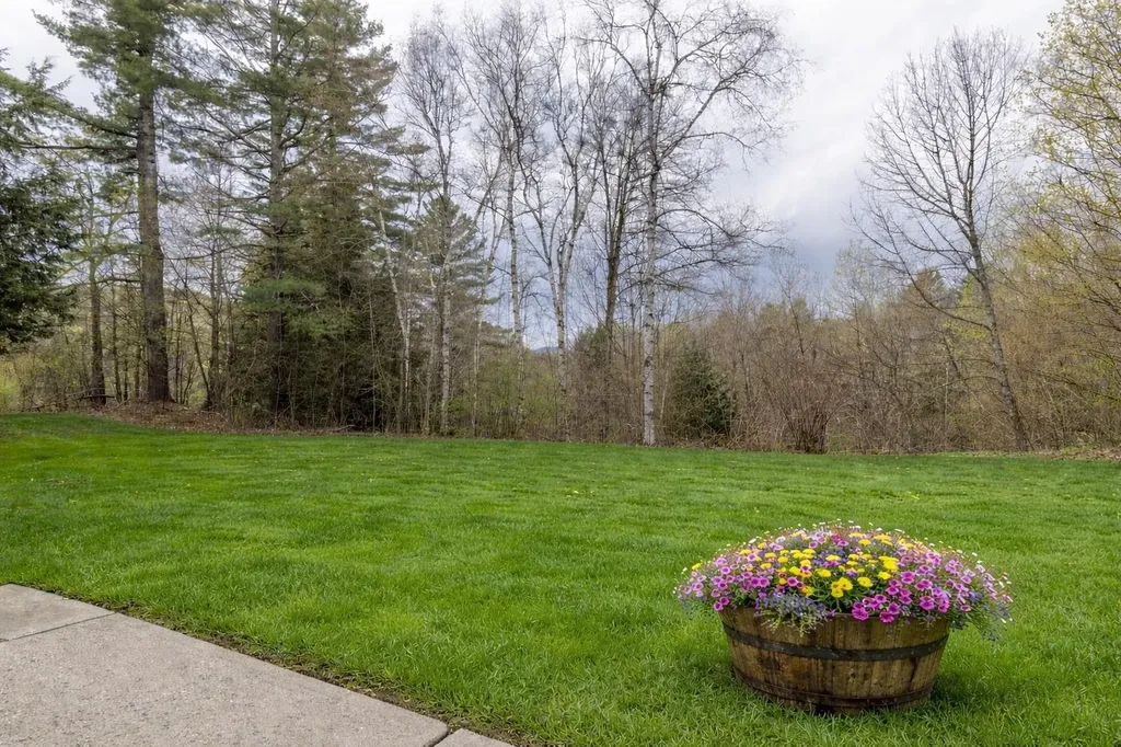 277 Topnotch Drive Stowe VT 05672